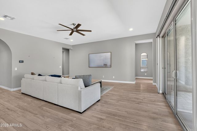 10730 E DIFFRACTION Avenue, Mesa, AZ 85212