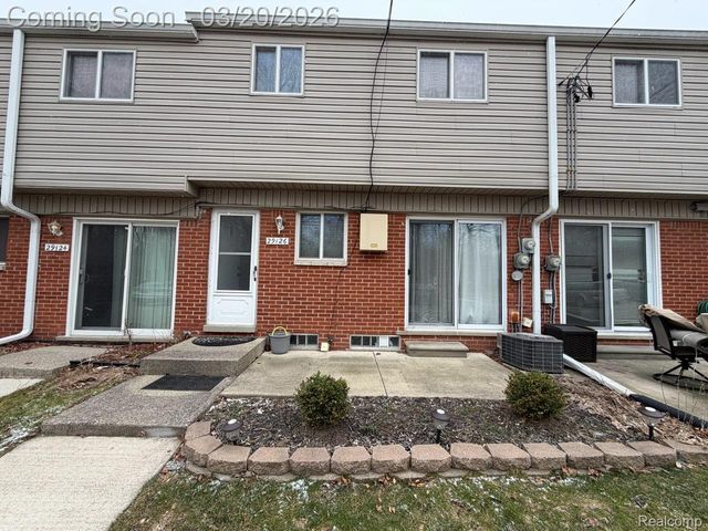 29126 Manchester Street, Westland, MI 48185