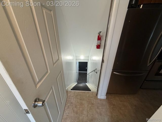 29126 Manchester Street, Westland, MI 48185