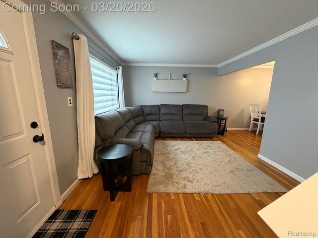 29126 Manchester Street, Westland, MI 48185