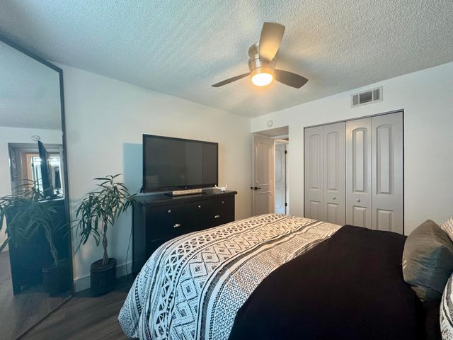 140 CYPRESS CLUB Drive 407, Pompano Beach, FL 33060