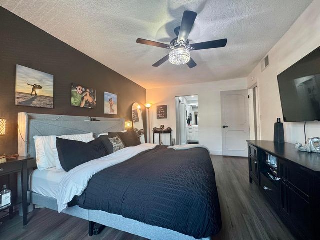 140 CYPRESS CLUB Drive 407, Pompano Beach, FL 33060
