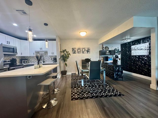 140 CYPRESS CLUB Drive 407, Pompano Beach, FL 33060