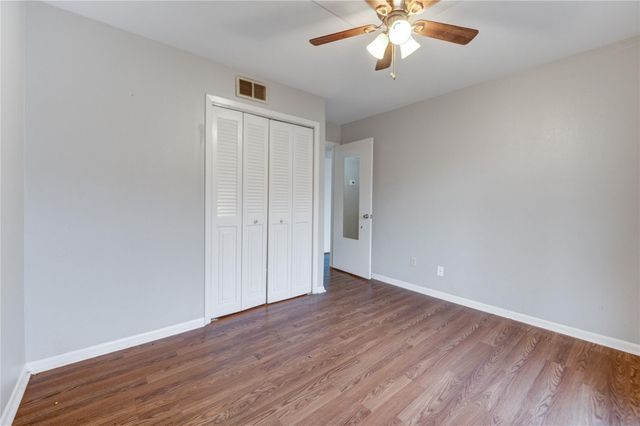 8519 Hearth Drive 28, Houston, TX 77054