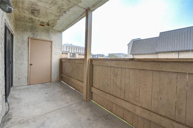 8519 Hearth Drive 28, Houston, TX 77054