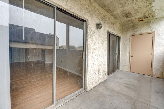 8519 Hearth Drive 28, Houston, TX 77054