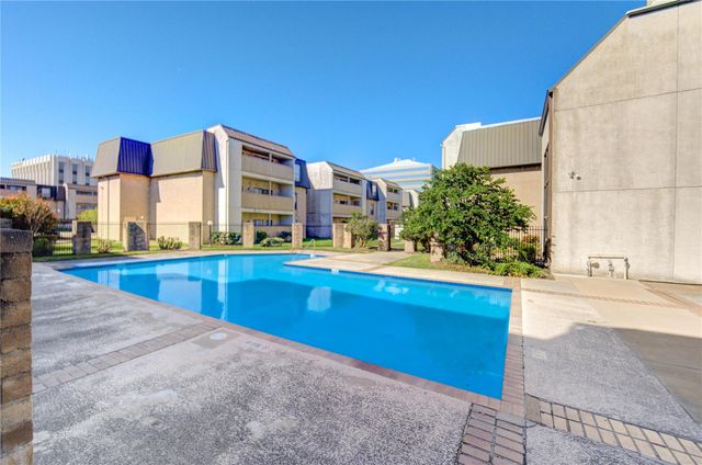 8519 Hearth Drive 28, Houston, TX 77054