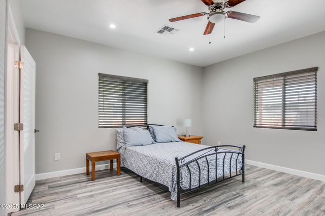 3304 E Elida Street, Tucson, AZ 85716