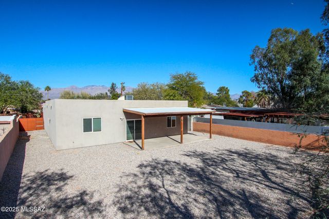3304 E Elida Street, Tucson, AZ 85716