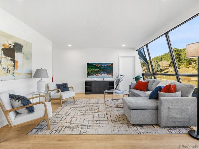 27972 Meadow Dr 220, Evergreen, CO 80439