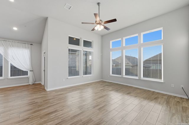 369 Durian Loop, Buda, TX 78610
