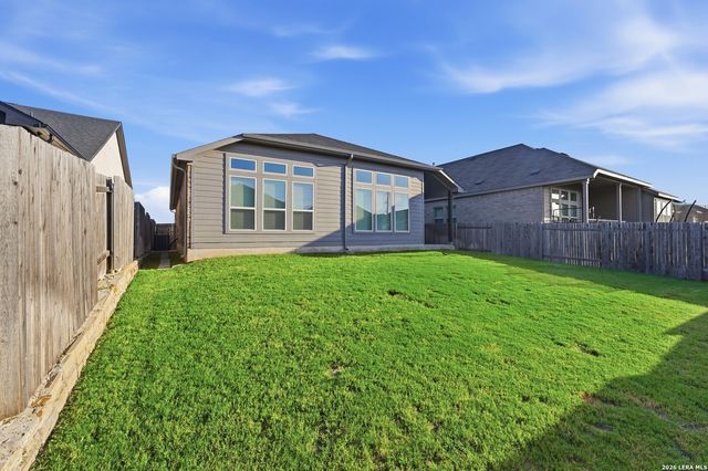 369 Durian Loop, Buda, TX 78610