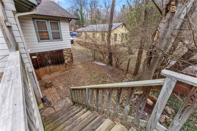 205 E Spring Street, Fayetteville, AR 72701