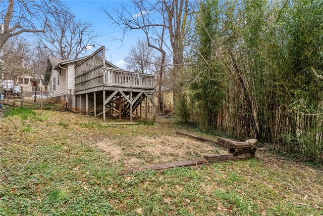 205 E Spring Street, Fayetteville, AR 72701