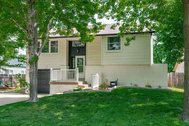 506 S Mount Carmel, Wichita, KS 67213