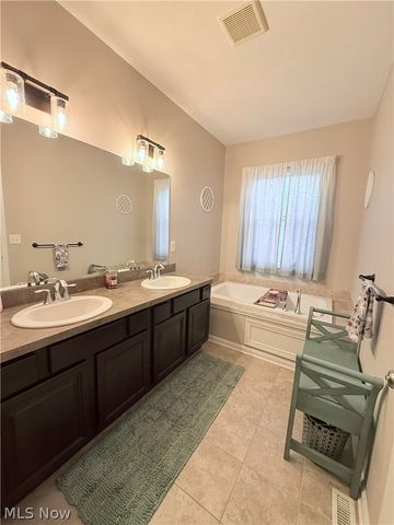 23201 Lakeridge Way, Columbia Station, OH 44028