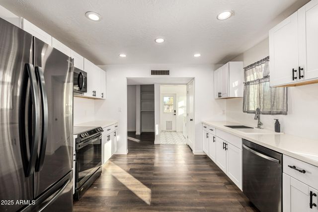 21800 W EAGLE MOUNTAIN Road, Buckeye, AZ 85326