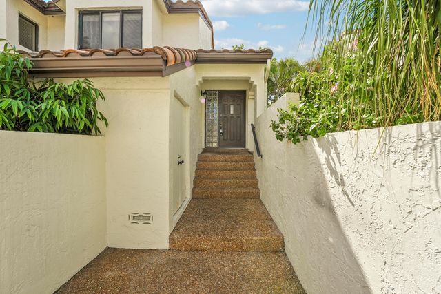 7902 Seville Place 1604, Boca Raton, FL 33433