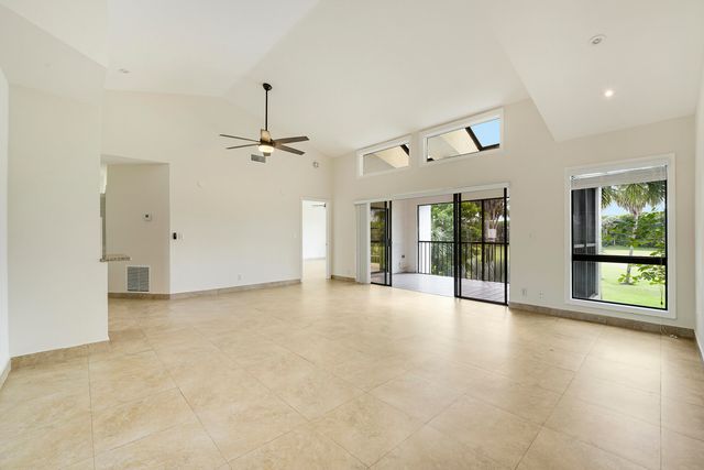 7902 Seville Place 1604, Boca Raton, FL 33433