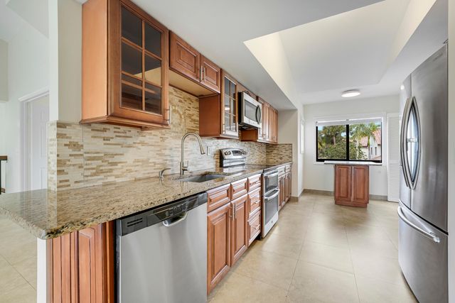 7902 Seville Place 1604, Boca Raton, FL 33433