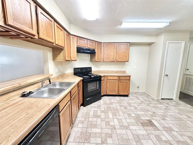 21706 Nickerton Lane, Spring, TX 77388