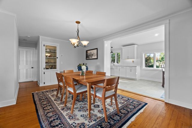 39 Gled Hill Street, Stonington, CT 06355