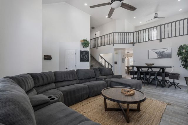 4608 Firewheel Road NW, Albuquerque, NM 87120