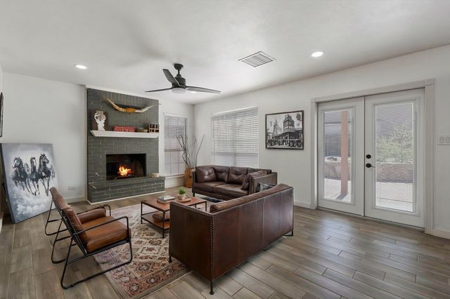 4608 Firewheel Road NW, Albuquerque, NM 87120