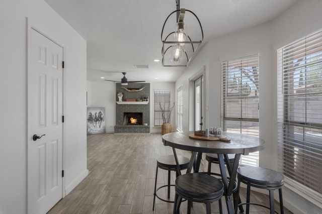 4608 Firewheel Road NW, Albuquerque, NM 87120