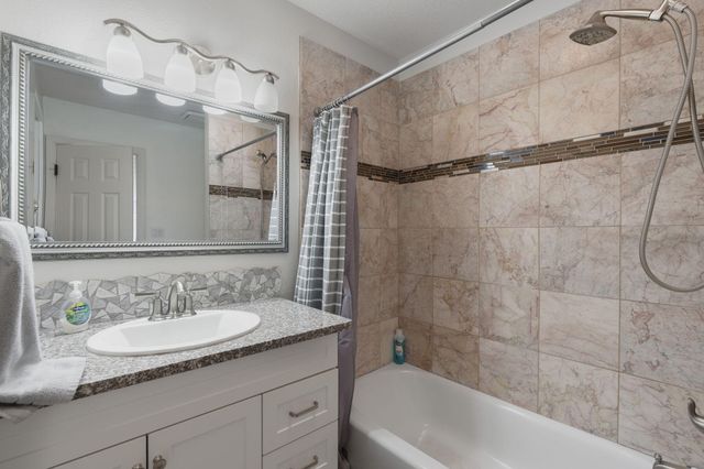 4608 Firewheel Road NW, Albuquerque, NM 87120