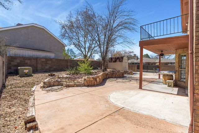 4608 Firewheel Road NW, Albuquerque, NM 87120