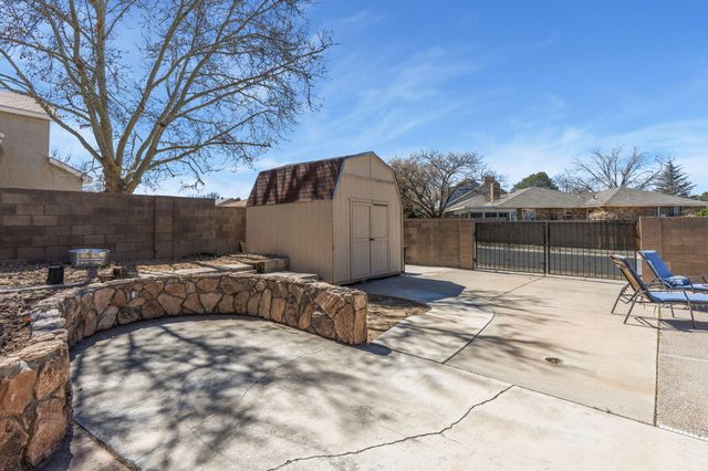4608 Firewheel Road NW, Albuquerque, NM 87120