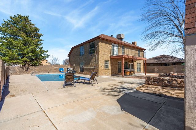 4608 Firewheel Road NW, Albuquerque, NM 87120