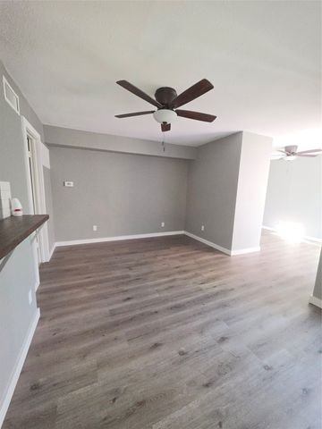 9801 Walnut Street 307, Dallas, TX 75243