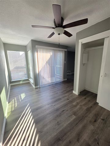 9801 Walnut Street 307, Dallas, TX 75243