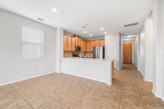 3103 Thunder Gulch, San Antonio, TX 78245