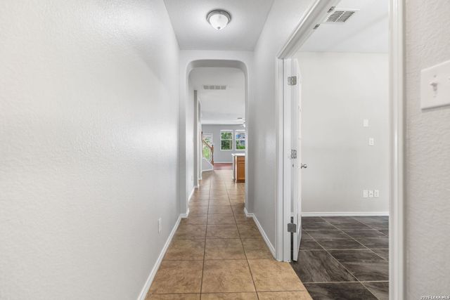 3103 Thunder Gulch, San Antonio, TX 78245
