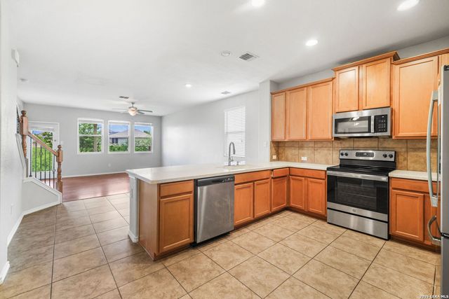 3103 Thunder Gulch, San Antonio, TX 78245