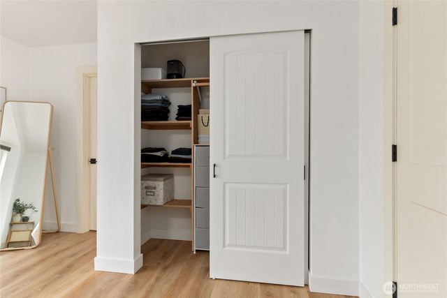 15421 8th Avenue Ct E, Tacoma, WA 98445