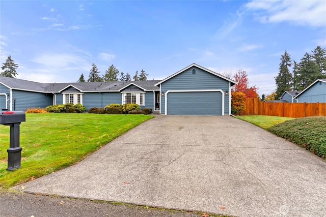 15421 8th Avenue Ct E, Tacoma, WA 98445