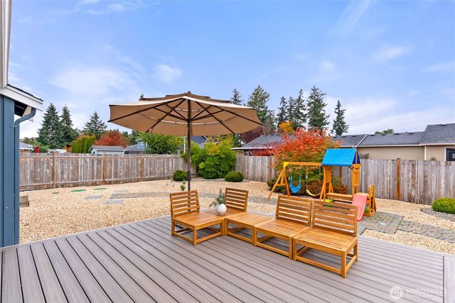 15421 8th Avenue Ct E, Tacoma, WA 98445