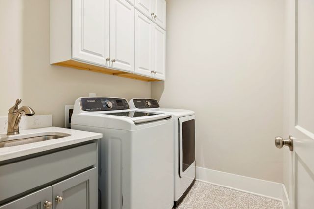 2224 Brakeman Ln, Thompsons Station, TN 37179