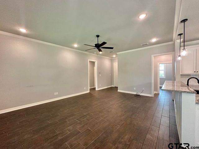 109 Rose Row Lane, Winona, TX 75792