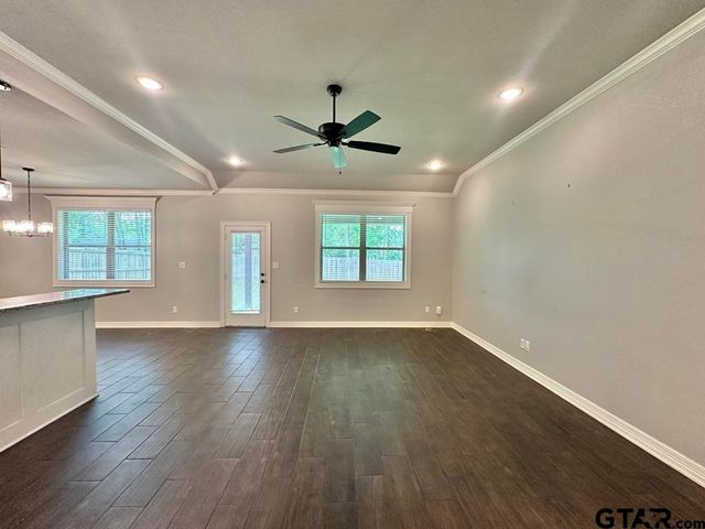 109 Rose Row Lane, Winona, TX 75792