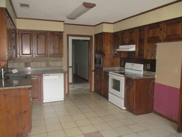 2972 Orion Drive, Waycross, GA 31503