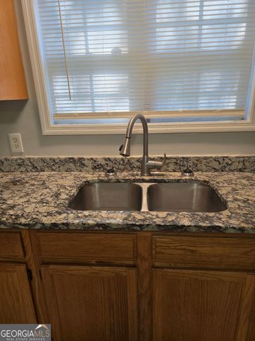 3725 Collier Drive NW, Atlanta, GA 30331