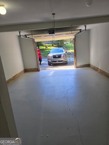 3725 Collier Drive NW, Atlanta, GA 30331