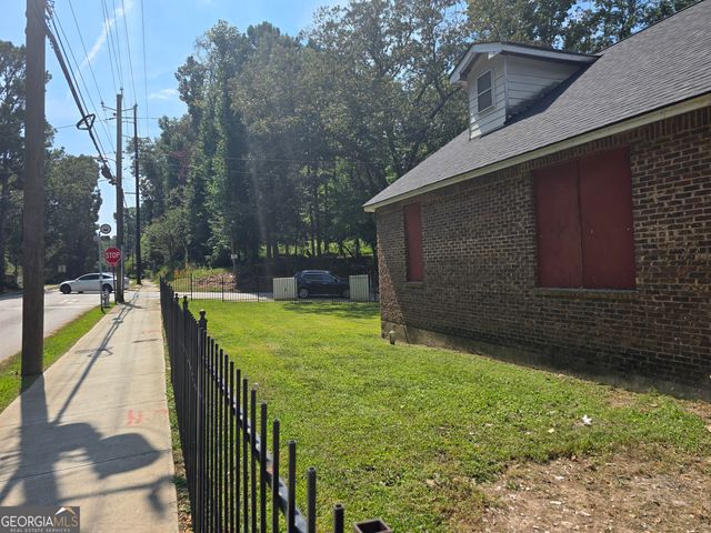 3725 Collier Drive NW, Atlanta, GA 30331