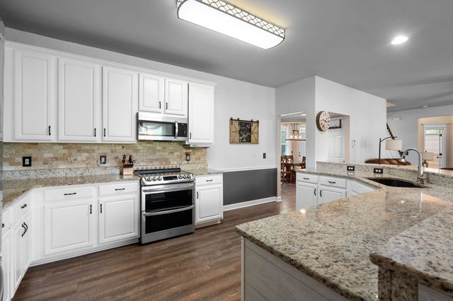 111 Camp Creek Cir, Hendersonville, TN 37075
