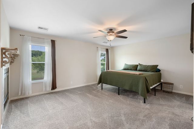 111 Camp Creek Cir, Hendersonville, TN 37075